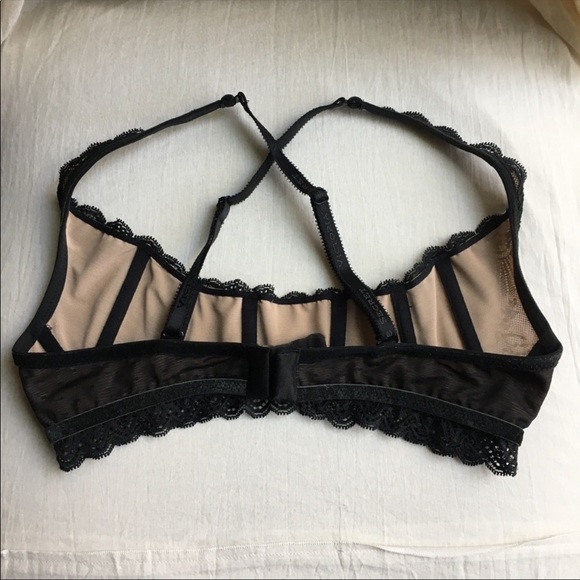 Black Lace Very Sexy Corset Bra - Picture 2 of 13